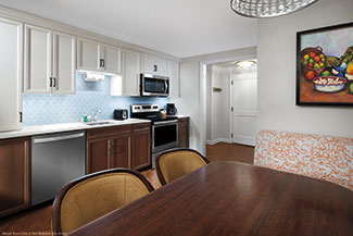 The kitchen in a Deluxe Villa at the Riviera